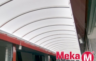 Pasillo central residencia canina