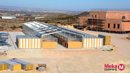 nave-centro-proteccion-animal-zaragoza-construccion-estructura-mekanaves