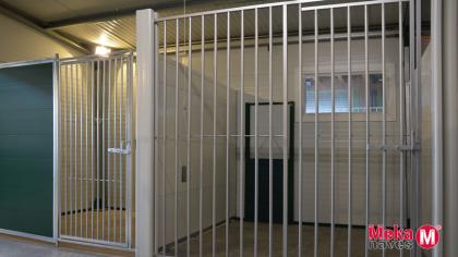 nave-perros-puertas-cheniles-mekanaves