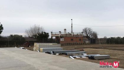 nave-ocio-prefabricada-automontaje-cimentacion-obra-civil-mekanaves